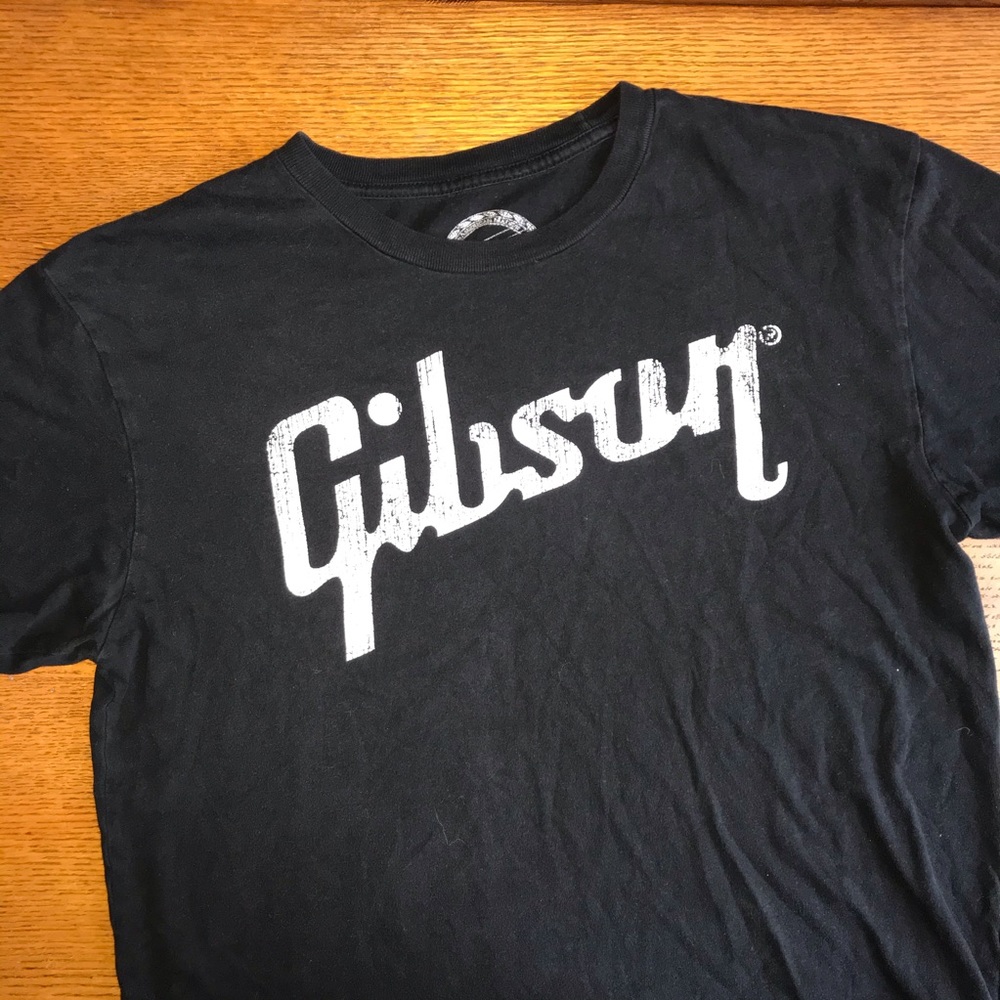 😎 Gibson Tee Shirt- Size M